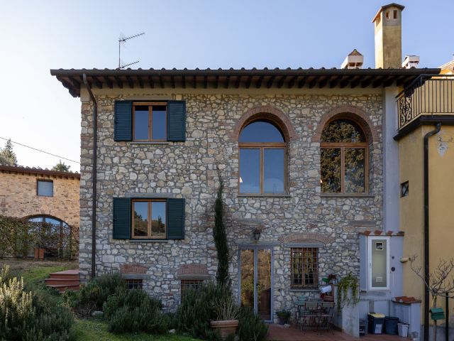 Colonica porzione in Affitto