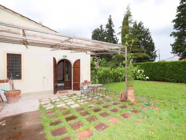 Colonica porzione in Affitto