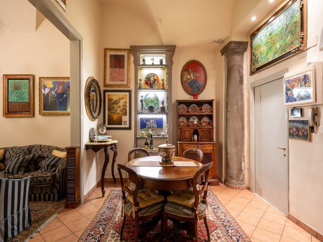 Immobile rif. VRAA221 a Firenze Santa Croce - Immagine 10