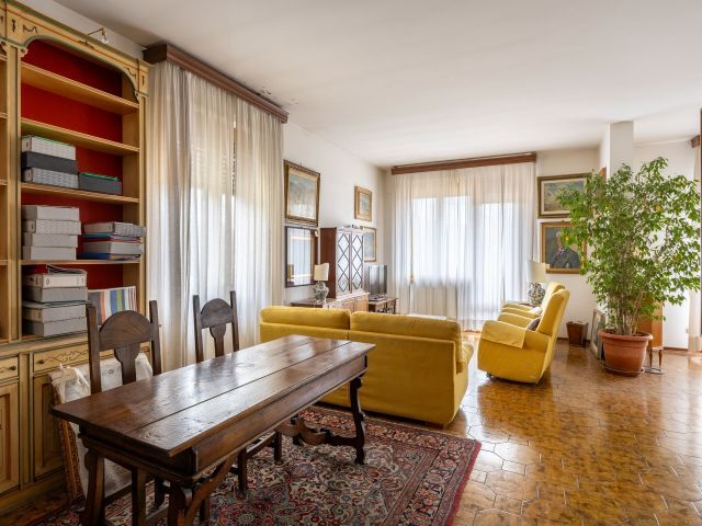 Appartamento in Vendita