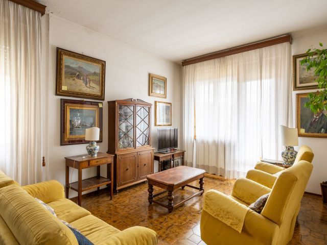 Appartamento in Vendita