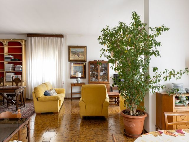 Appartamento in Vendita