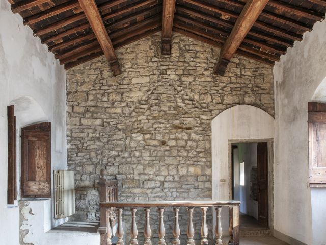 Colonica in Vendita