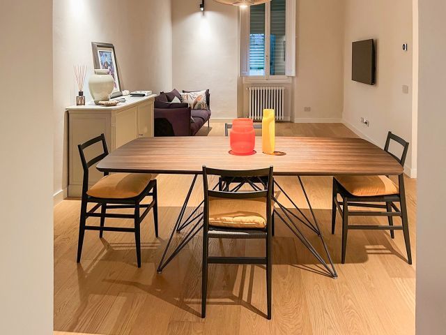 Villa Bifamiliare in Vendita