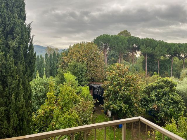Villa Bifamiliare in Vendita