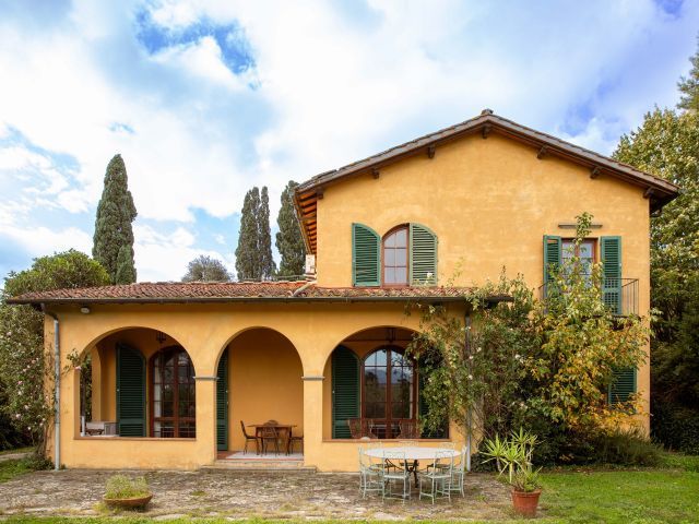 Villa in Vendita