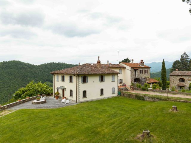 Villa Storica con Agriturismo
